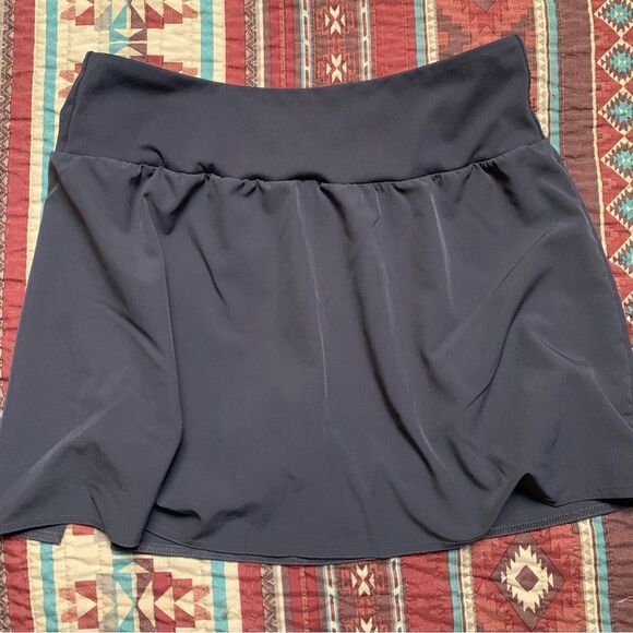 Fabletics Gray Athletic Skort size medium - Picture 6 of 7